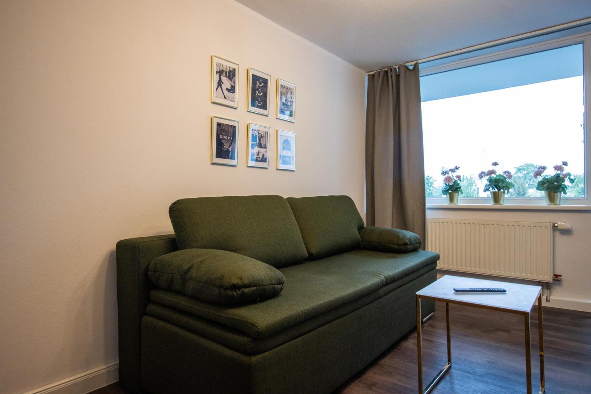 Messewohnung Fuer 5 Gaeste Mit Balkon Und Lift Hannover Exterior photo